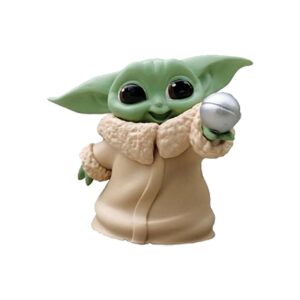 Figure do Baby Yoda segurando uma bolinha prateada, Star Wars