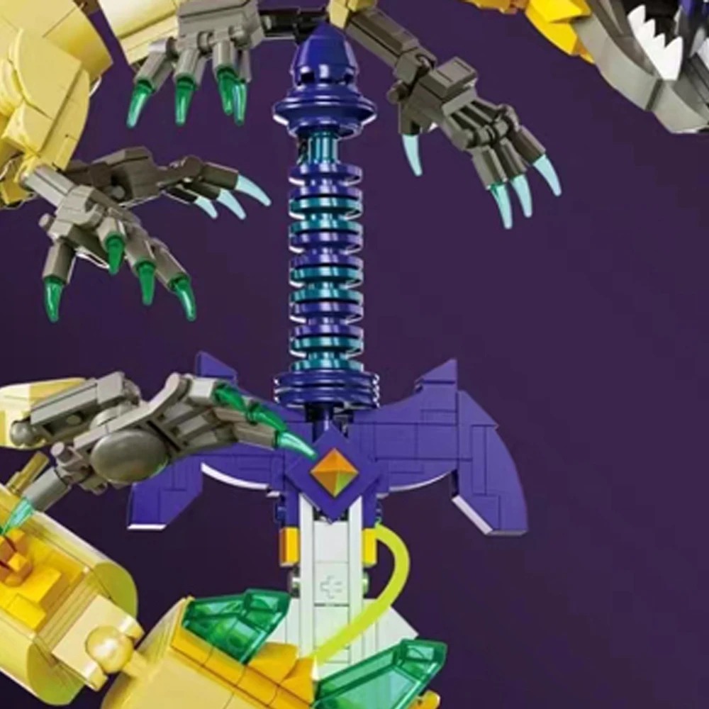Close da lâmina da Espada Mestra com as garras do dragão, em blocos de montar de Zelda