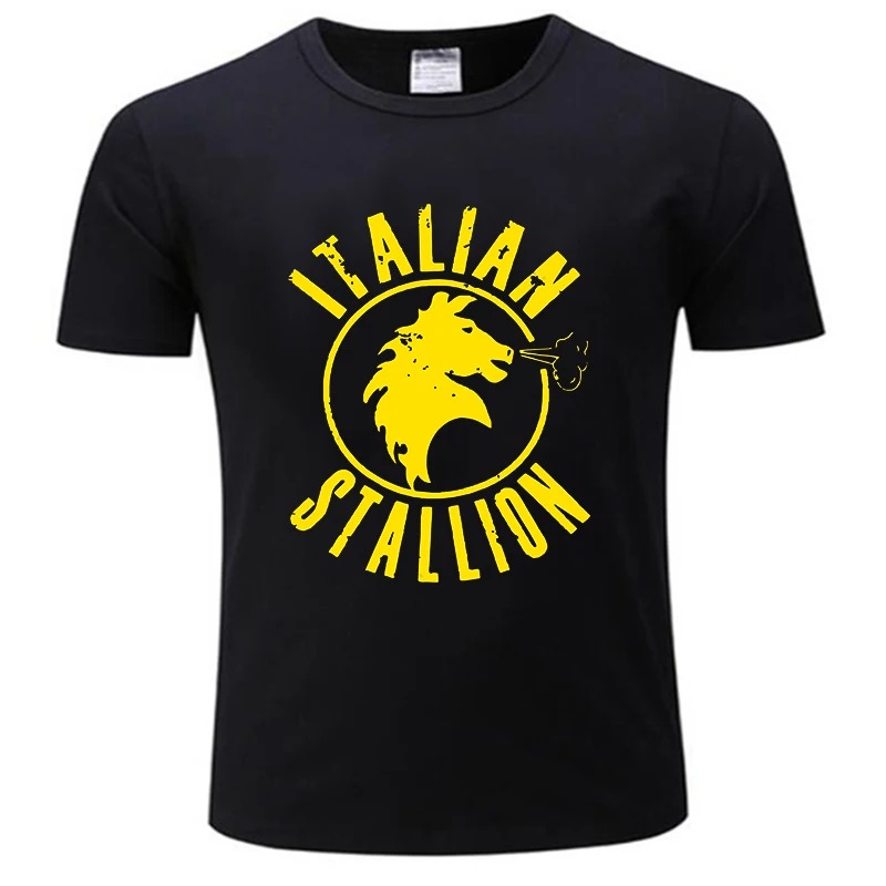 Camiseta preta com o emblema amarelo Italian Stallion e cabeça de garanhão, de Rocky Balboa