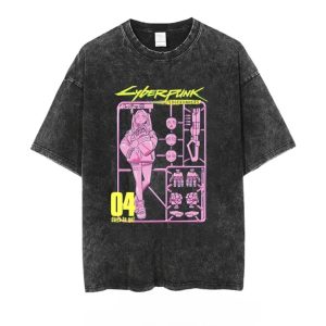 Camiseta preta lavada com a Rebecca em kit de montar rosa neon, de Cyberpunk: Edgerunners