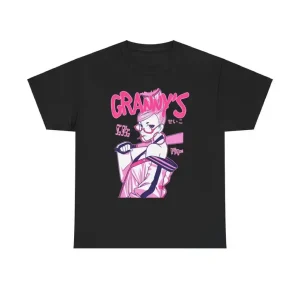 Camiseta preta de Dandadan com estampa rosa da Seiko Ayase