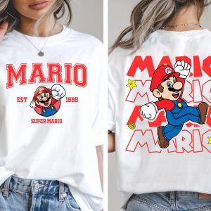 Camiseta branca com Mario escrito na frente e o Mario saltando nas costas