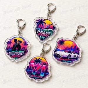 Quatro chaveiros de acrílico neon de Vice City, com cenas e o logo VI