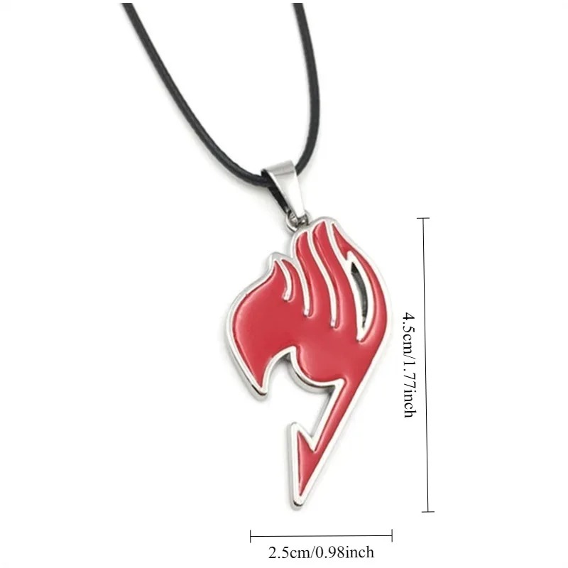 Pingente vermelho do emblema de Fairy Tail com medidas de 4,5 x 2,5 cm