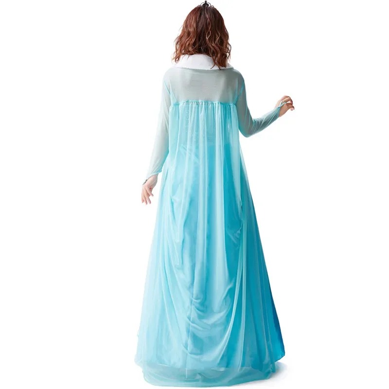 Costas do vestido azul da Elsa com a capa transparente de organza