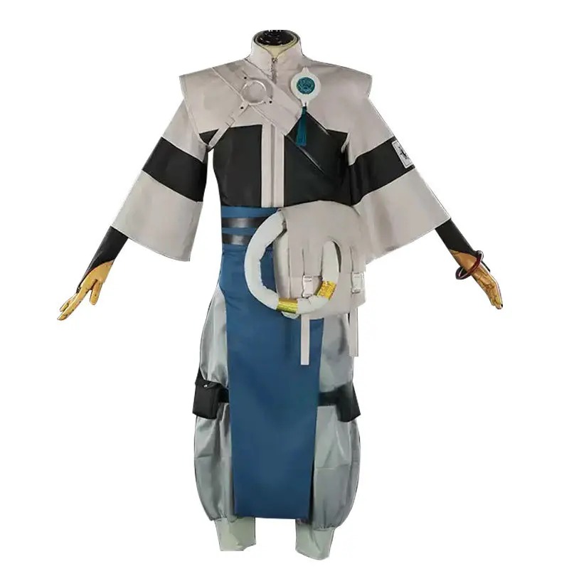 Cosplay do Enjin, de Gachiakuta, em manequim com túnica cinza e preta, faixa azul e calça larga