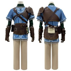 Cosplay do Link com túnica azul, ombreira e cinto de couro sintético, de frente e de costas
