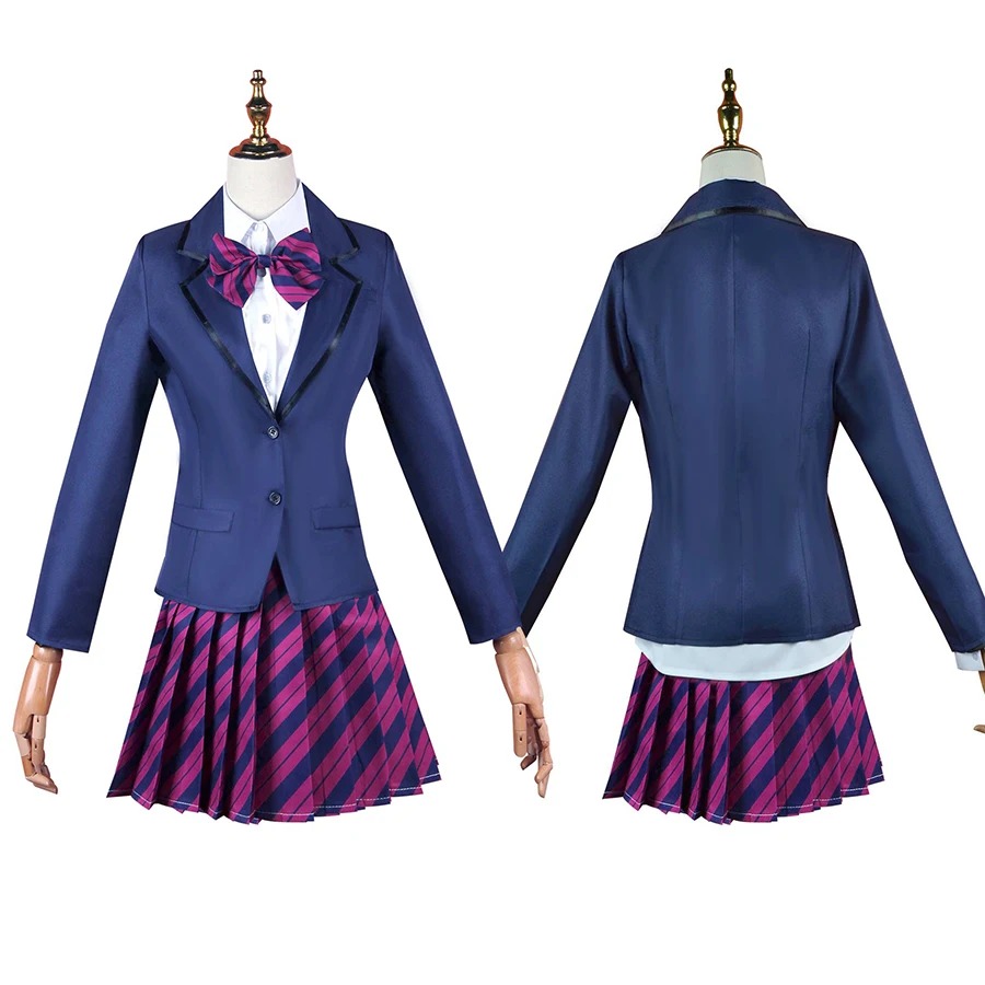 Blazer azul-marinho e saia xadrez roxa do cosplay da Shouko Komi em manequim