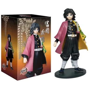 Giyu Tomioka em figure de Demon Slayer, com haori bicolor, ao lado da caixa