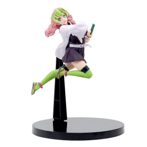 Mitsuri Kanroji saltando, de Demon Slayer, com cabelo rosa e verde