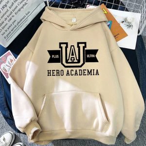 Moletom bege de capuz e bolso com o logotipo U.A. Plus Ultra em preto, My Hero Academia