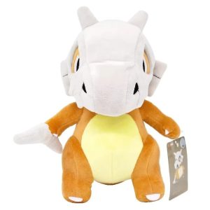 Cubone de pelúcia, de Pokémon, com crânio cinza-claro, corpo marrom-alaranjado e osso na mão
