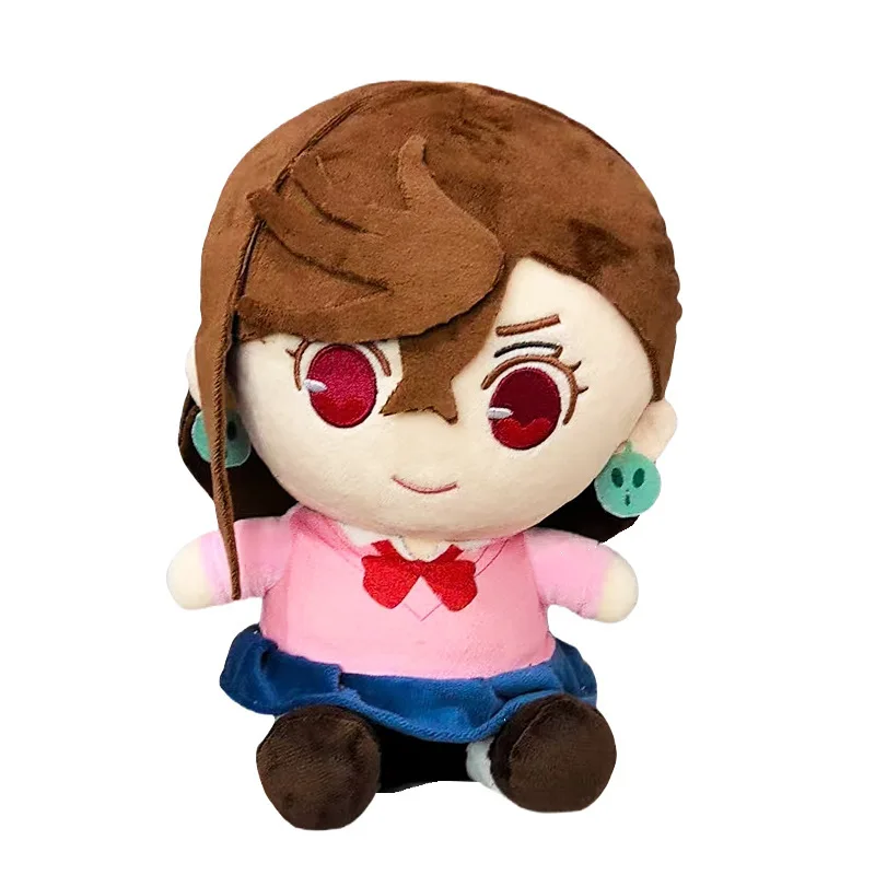 Momo Ayase de pelúcia, Dandadan, com suéter rosa, laço vermelho e brincos verdes