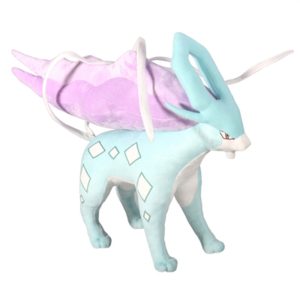 Pelúcia do Suicune, de Pokémon, azul claro com losangos brancos e juba lilás