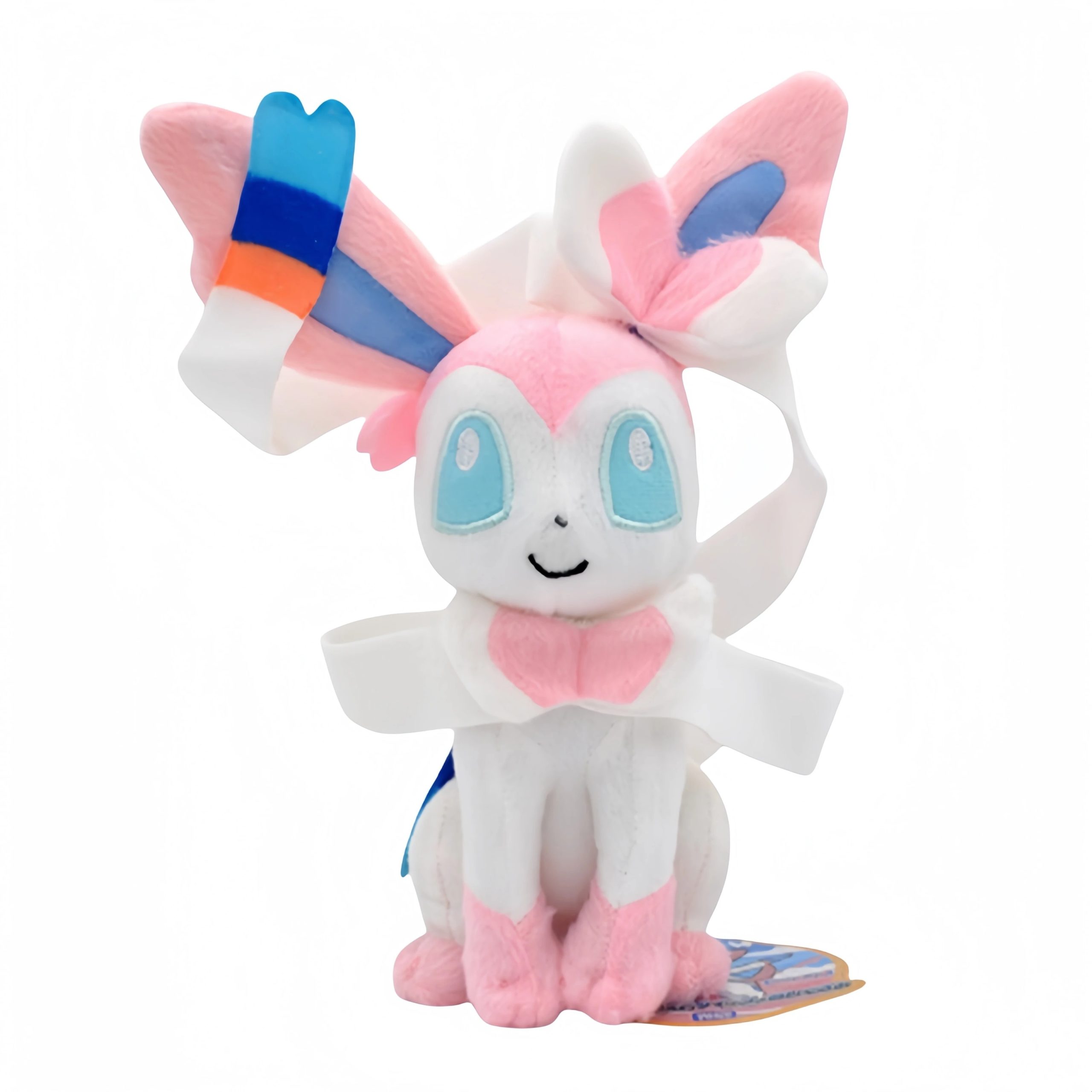 Sylveon de pelúcia, de Pokémon, com 15 cm, rosa e branco, fitas azuis, na pose sentada