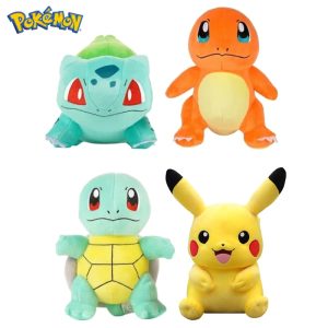 Pelúcias de Pokémon: Bulbasaur, Charmander, Squirtle e Pikachu