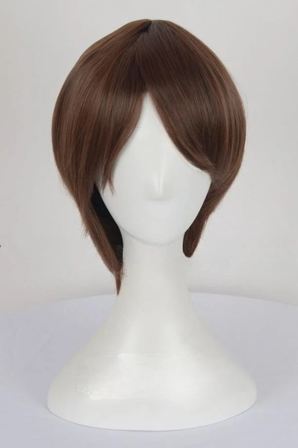 Peruca castanha curta e lisa da Rebecca Chambers, de Resident Evil, de frente num manequim