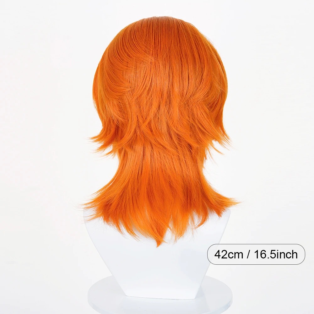 Peruca wolf cut laranja de 42 cm num manequim, vista de costas