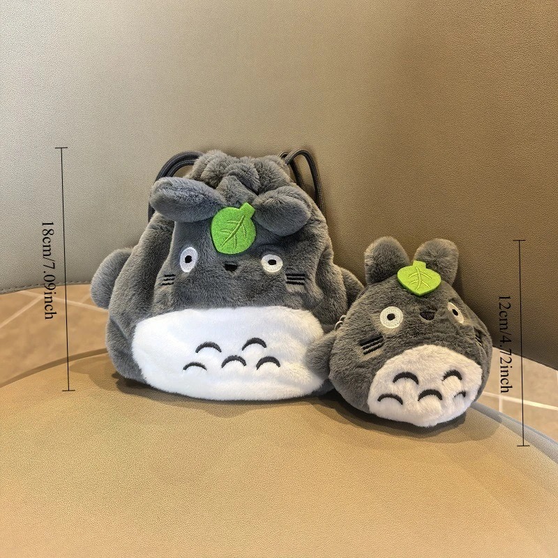 Porta-moedas do Totoro de 12 cm e de 18 cm, com medidas indicadas na imagem